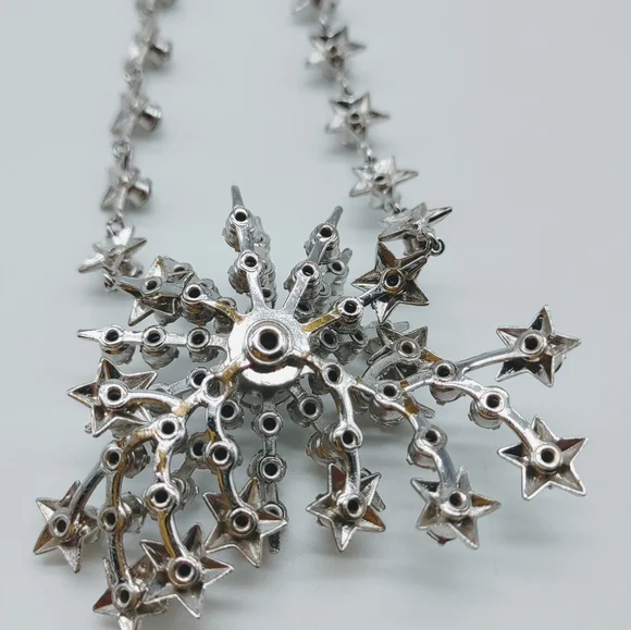 Vintage Silver Tone Rhinestone Statement Necklace - Picture 8 of 11